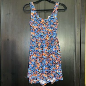 NWT Floral Open Back Summer Dress